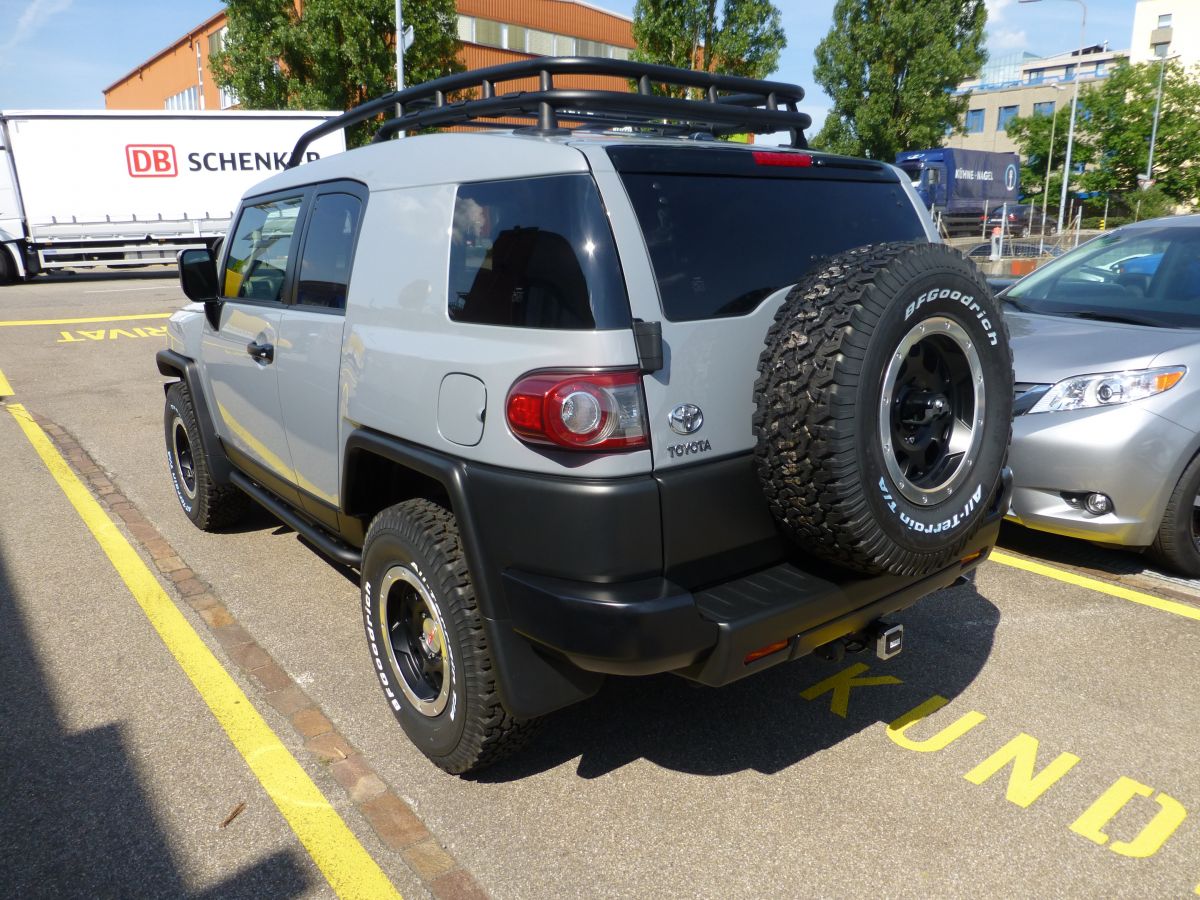 USA Toyota FJ Cruiser Trail Teams Ed